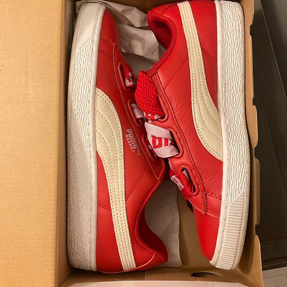 Puma basket heart